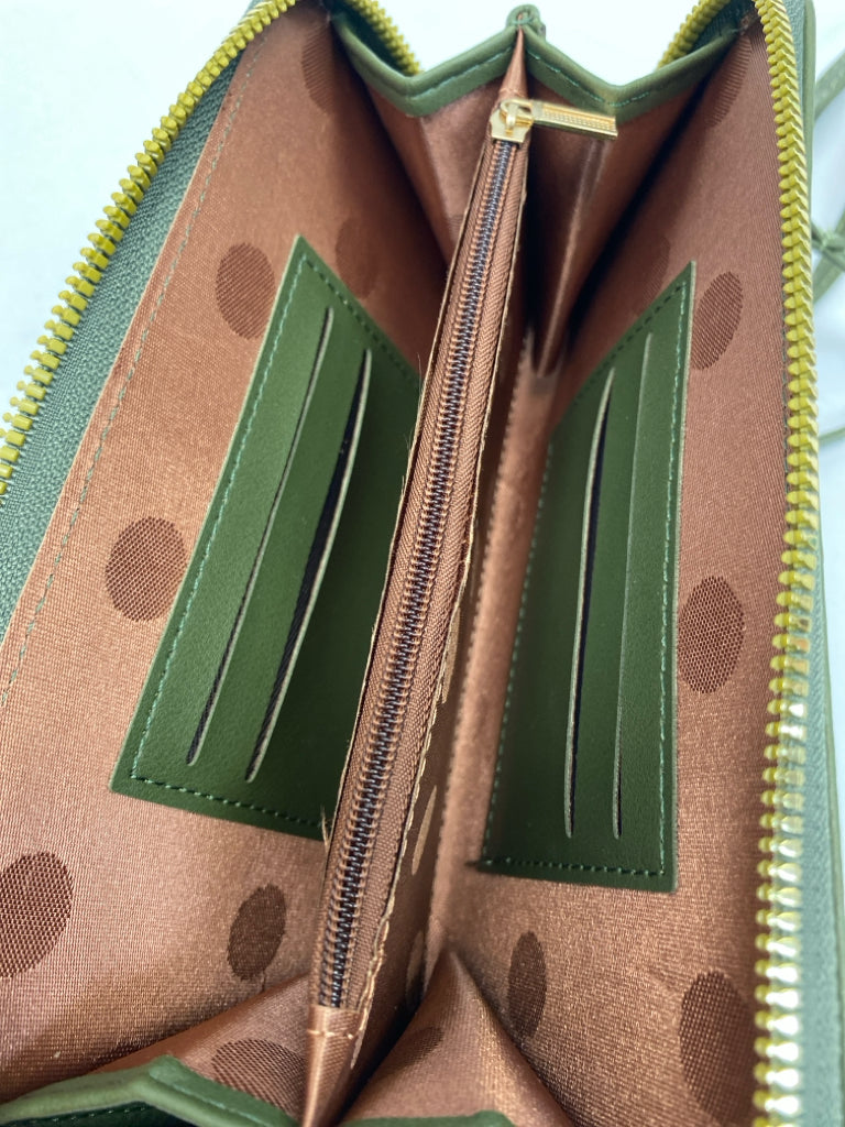 Green Crossbody