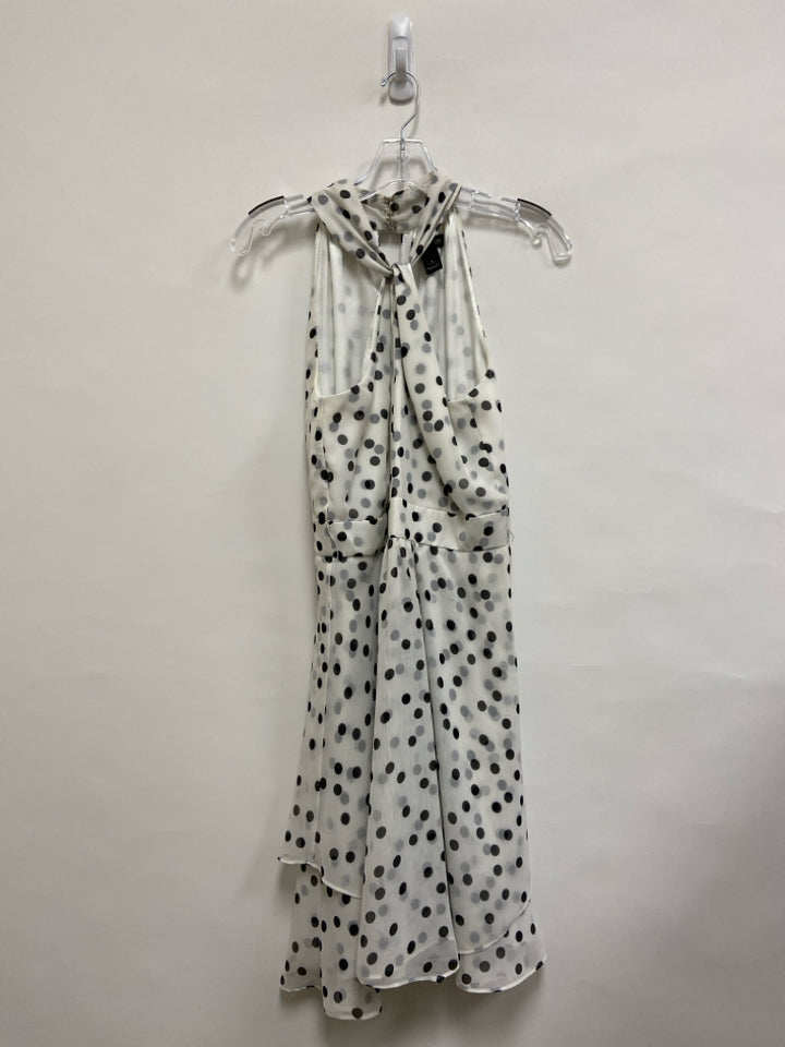 Wht House/Blk Mkt Size 4 White Black Polka Dot Sleeveless Ladies Dress