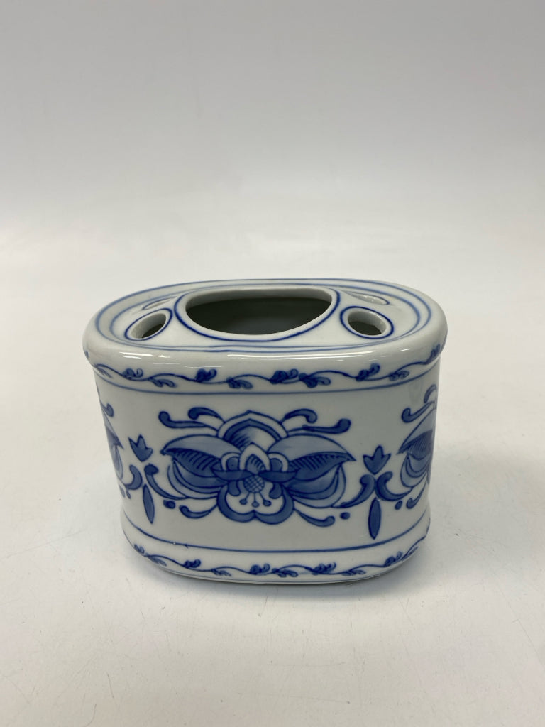 Blue/White Print Ceramic Misc. Bath Item