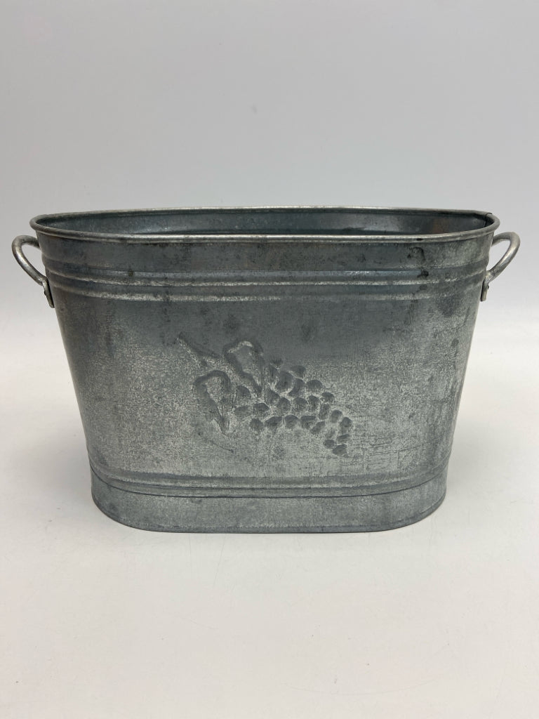 Silver Galvanized Metal Ice Bucket