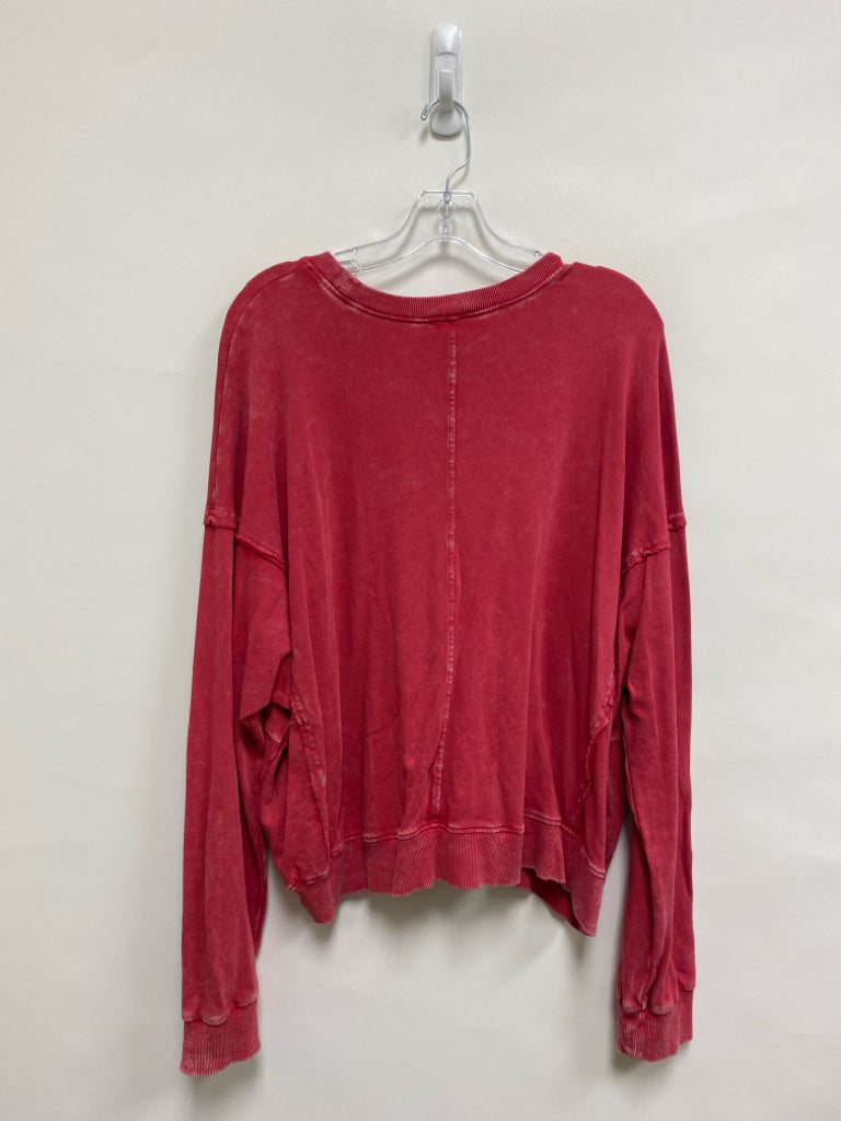 Easel Size S Faded Red Ladies Top