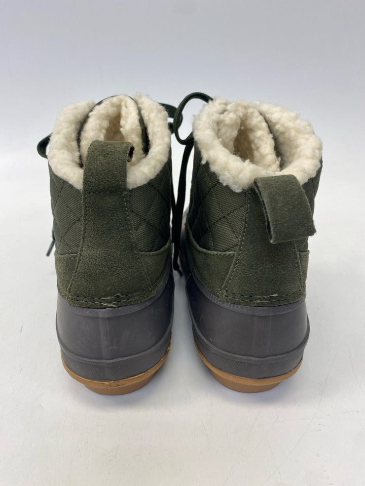 US Shoe Size 9 Olive Green Lace-up Boots