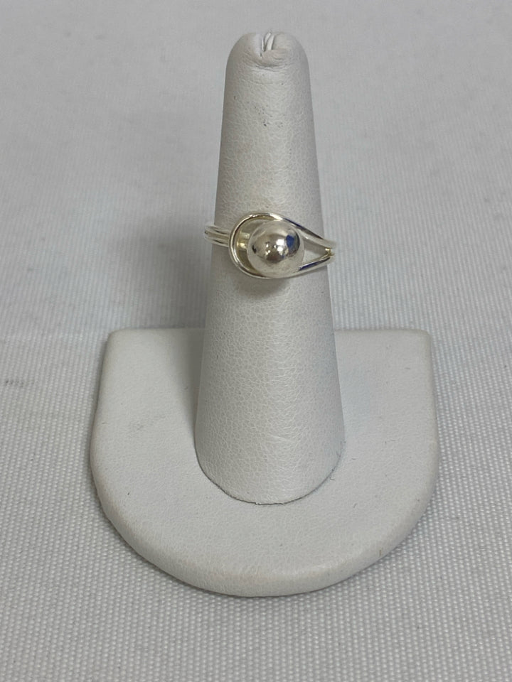 Silver Ball Ring
