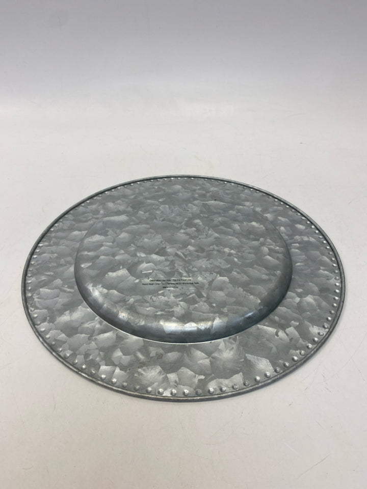 Silver Galvanized Metal Plate (s)