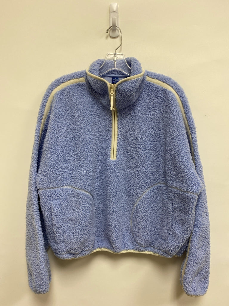 Old Navy Size M Powder Blue Boucle Ladies Pullover
