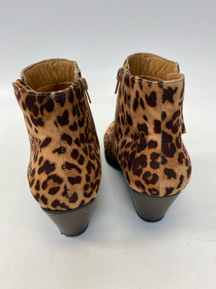 Lane Bryant US Shoe Size 9 Tan/Brown Animal Print Boots