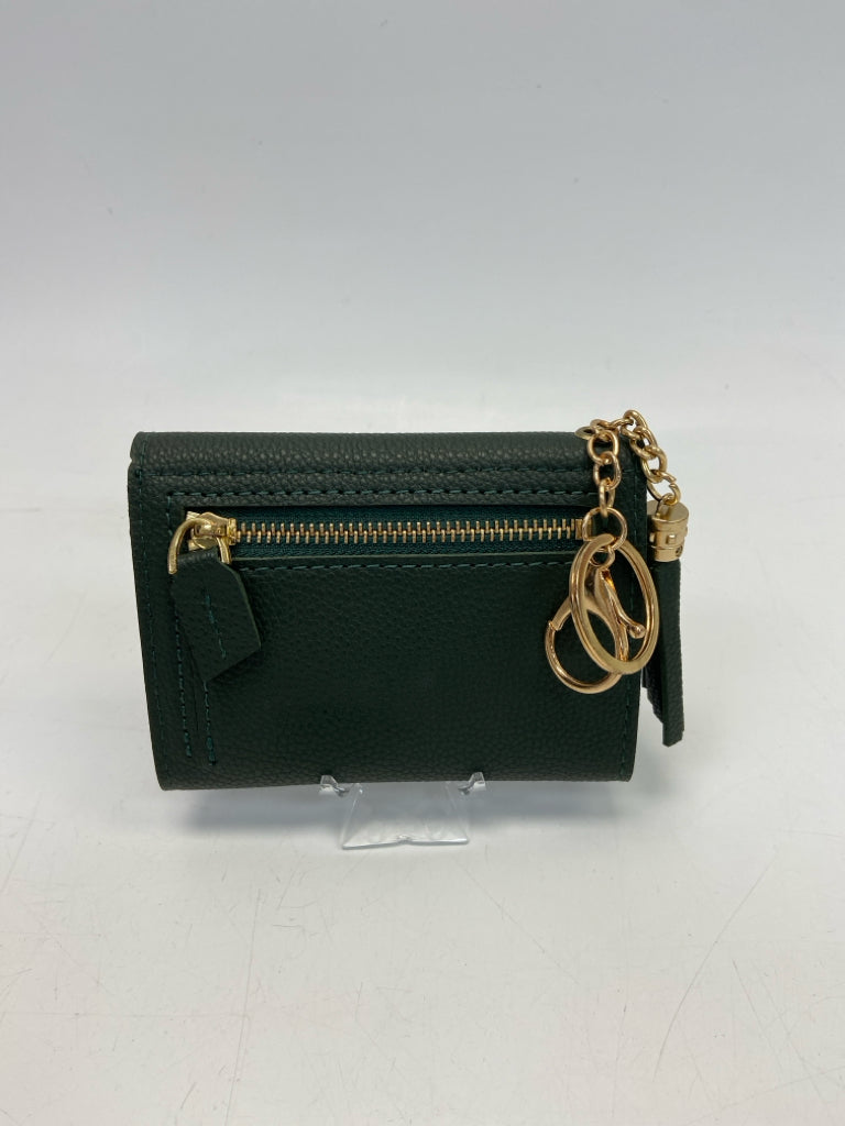 Dark Green Tassel(es) Wallet