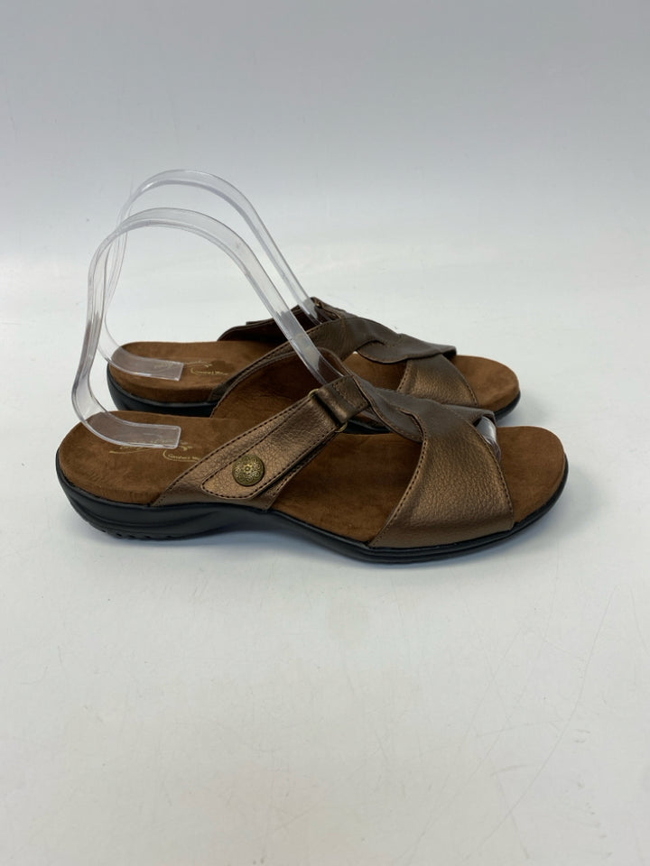 Easy Street  Size 8.5N  Dark Bronze Sandals  **NARROW**