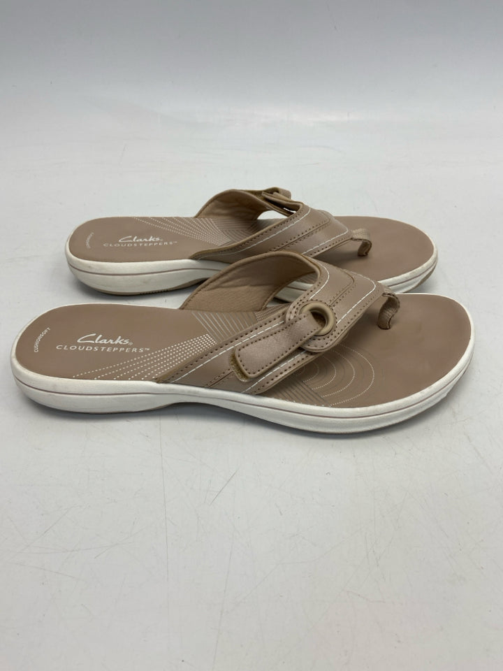 Clarks  Size 8 Tan Sandals