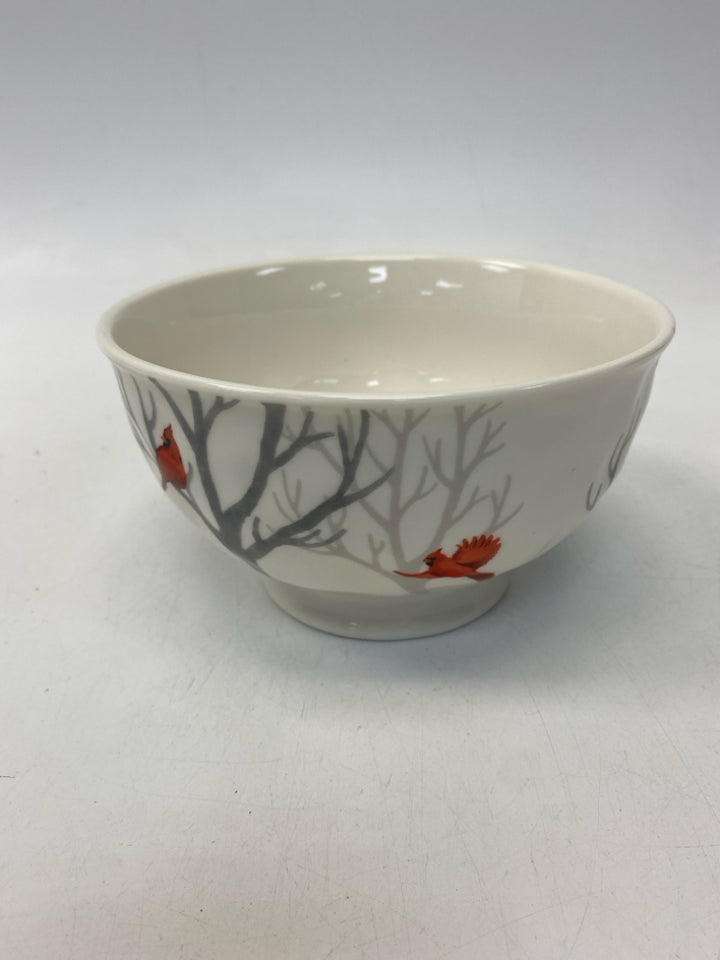 Gray/Cream Red Cardinal Ceramic Bowl(s)