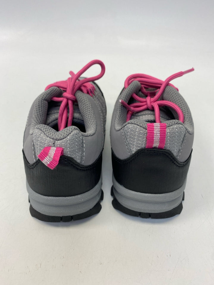 NWOT SIZE 2 Gray Pink Lace-Up Girl&