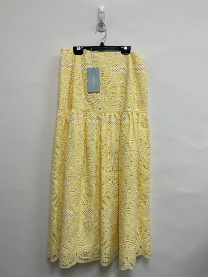 NWT Antonio Melani Size 6 Yellow White Embroidered Maxi Ladies Skirt