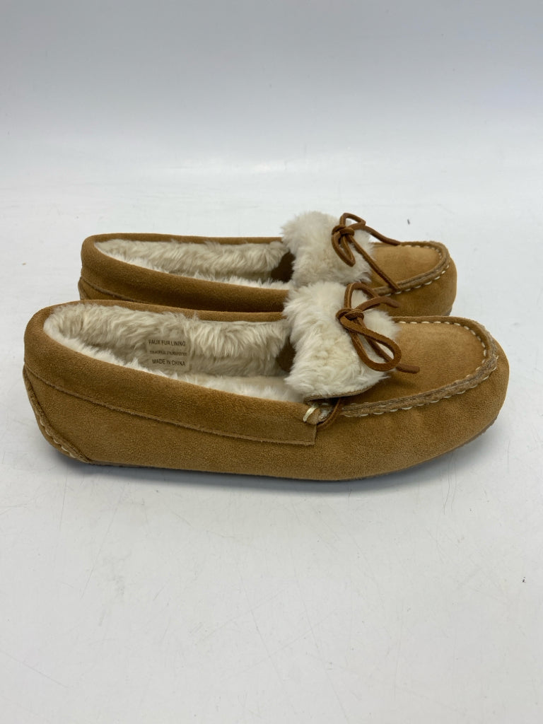 Natural Reflections US Shoe Size 9 Brown Cream Lined Slippers