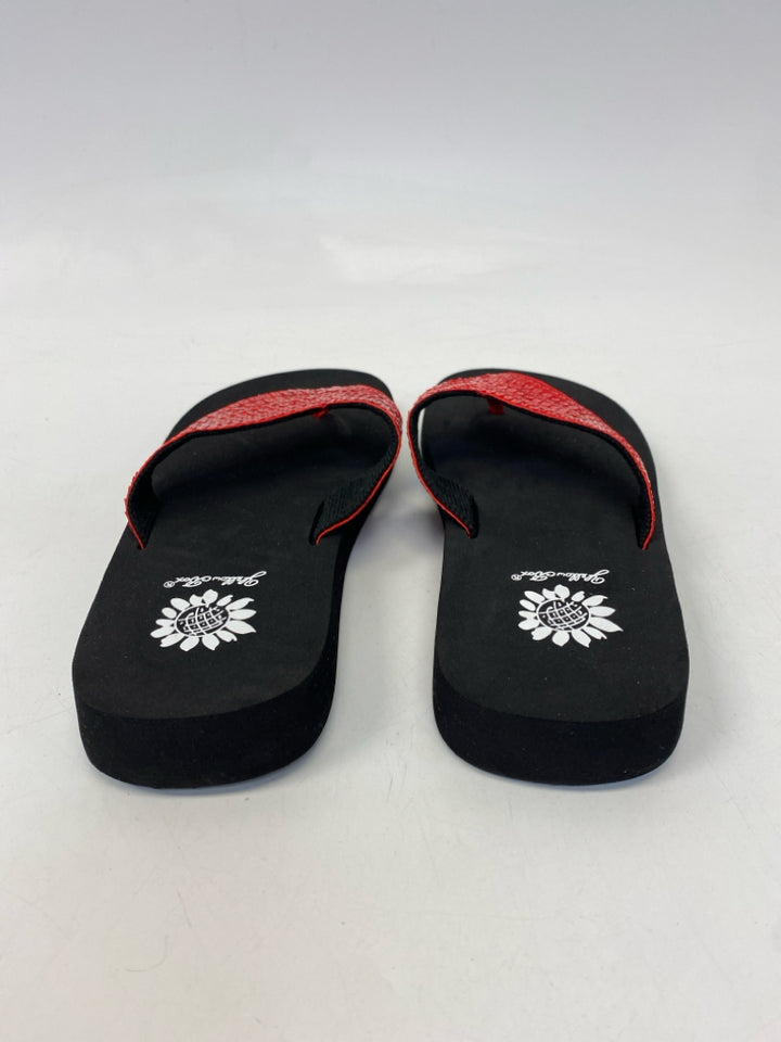 NWOT Yellow Box  Size 7 Red Sequined Sandals