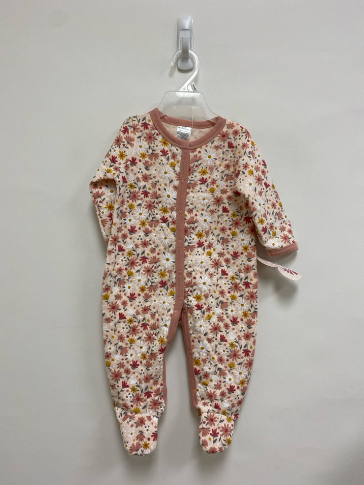 NWT SIZE 6-9M Pale Peach Pink/White Flowers Quilted Girl&