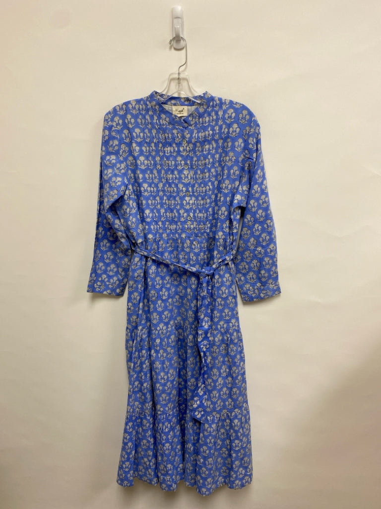 Size XL Light Blue Cream Floral Ladies Dress