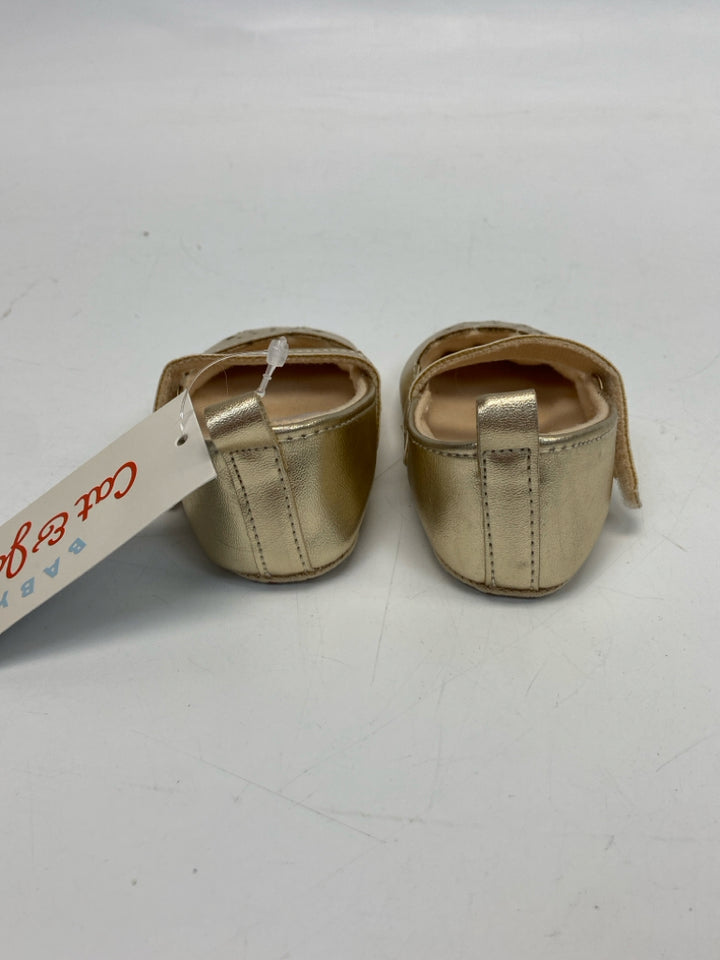 NWT Cat &amp; Jack SIZE 9-12M Gold Perforated Girl&