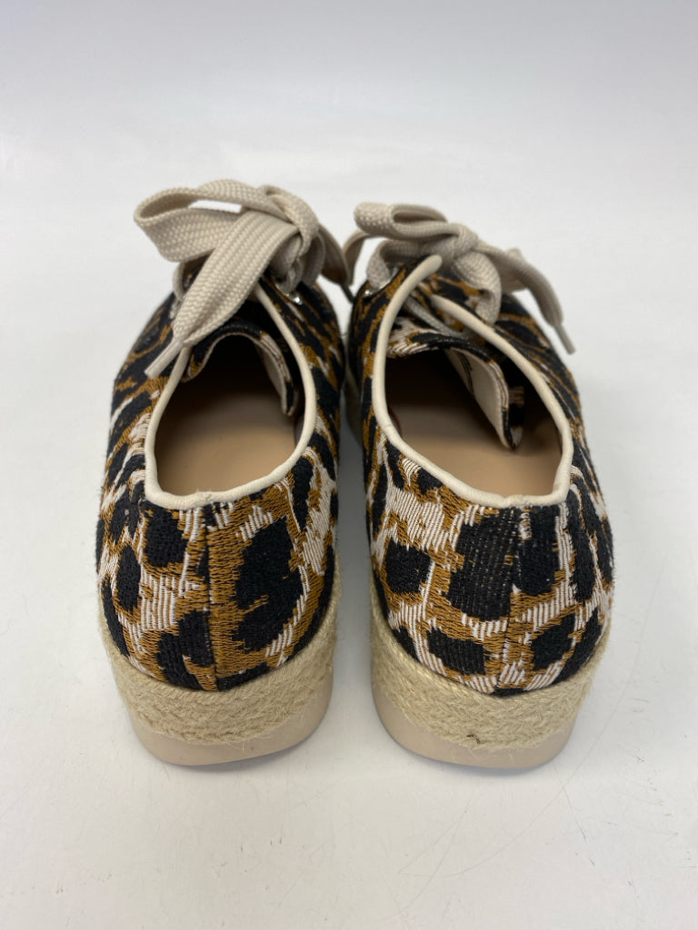 Crown &amp; Ivy  Size 8 Brown/Black Animal Print Sneakers