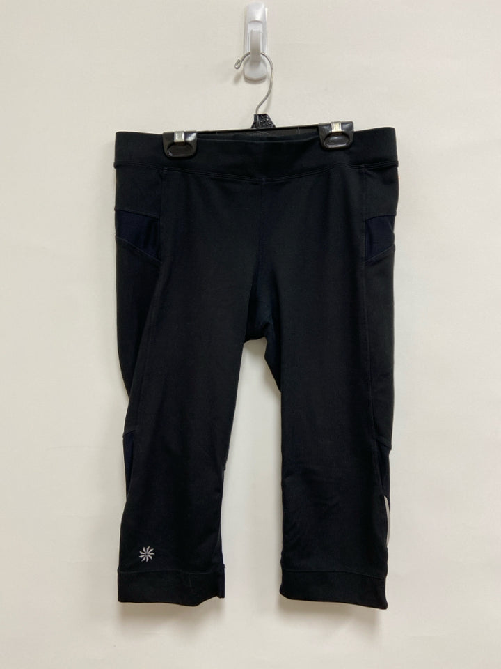 Athleta Size M Black Cropped Athletic Leggings