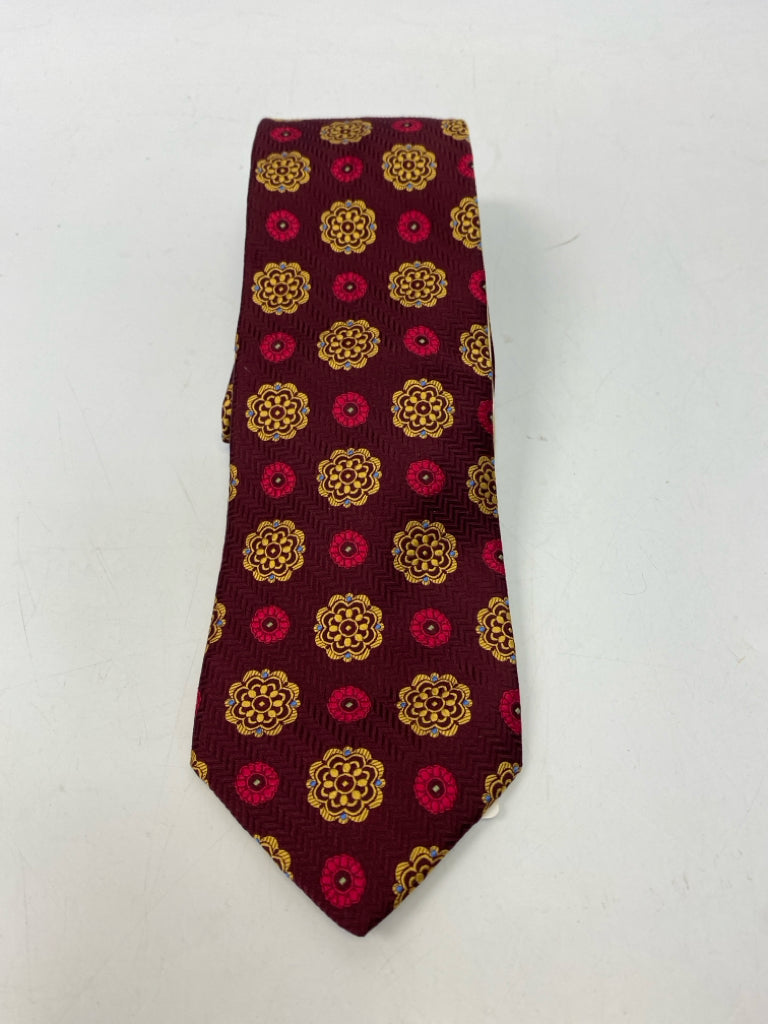 NWT Jos. A Bank Burgundy Gold Medallion Men&