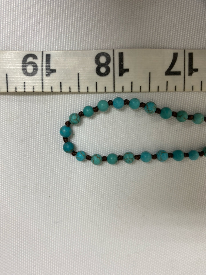 NEW/BOX Turquoise Silver Beaded Necklace