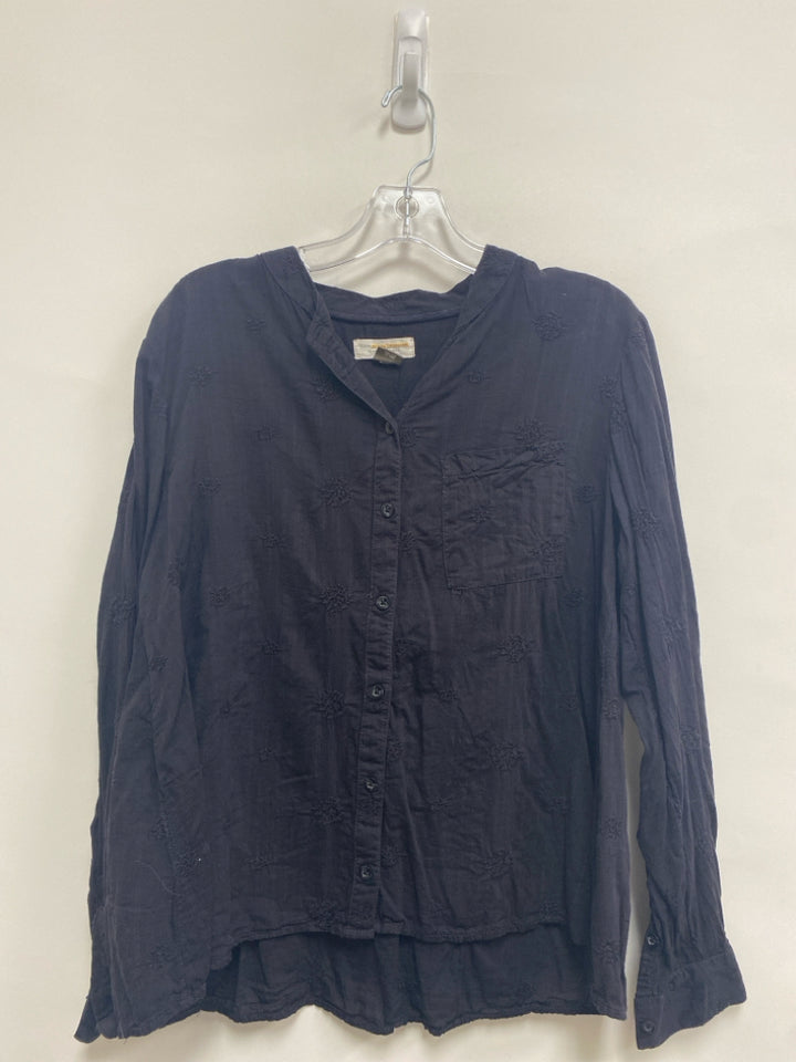 Pilcro Size XS Black Buttons Embroidered Ladies Top