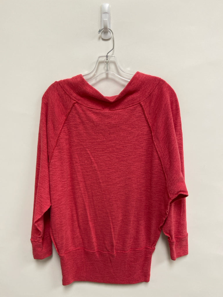 We The Free Size S Faded Red Texture Batwing Ladies Top