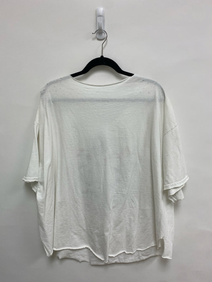 Size OSFM White Orange/Blue Shapes Ladies Top