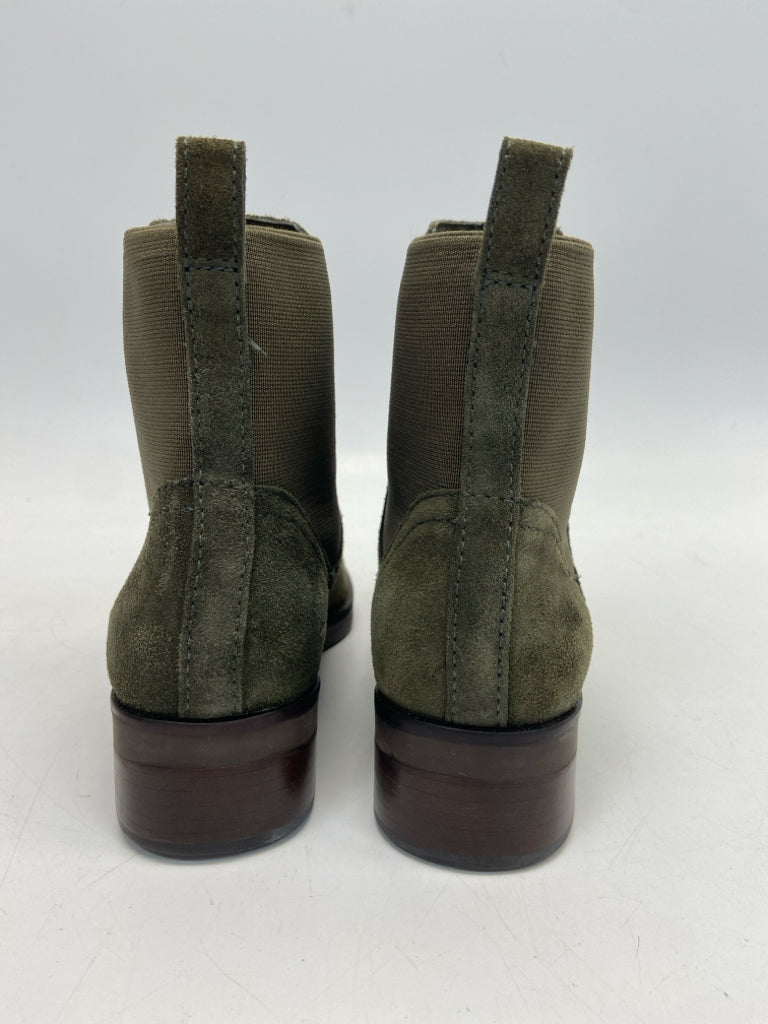 Talbots  Size 6.5 Green Boots