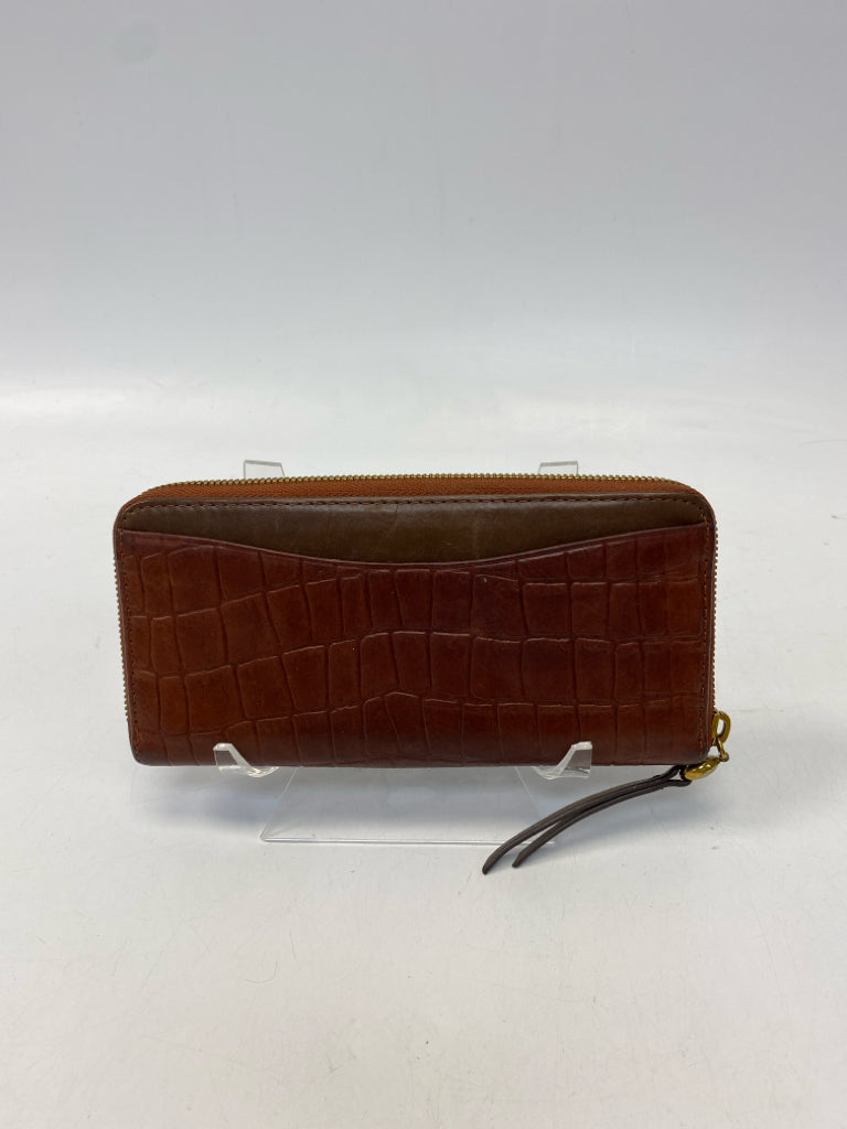 Hobo Brown Embossed Wallet