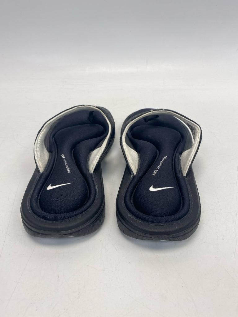 Nike  Size 9 Black Sandals