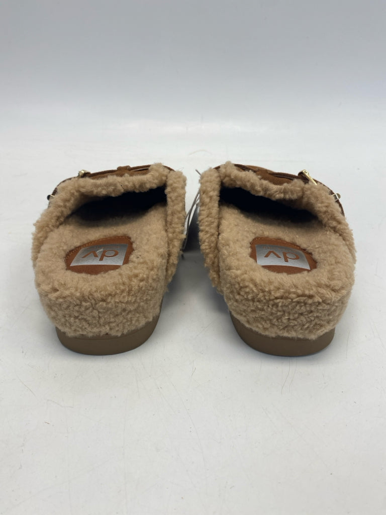 NWT Dolce Vita US Shoe Size 6 Cognac Flats