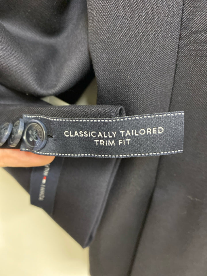 NWT Tommy Hilfiger Size 42R Dark Navy Wool Men&