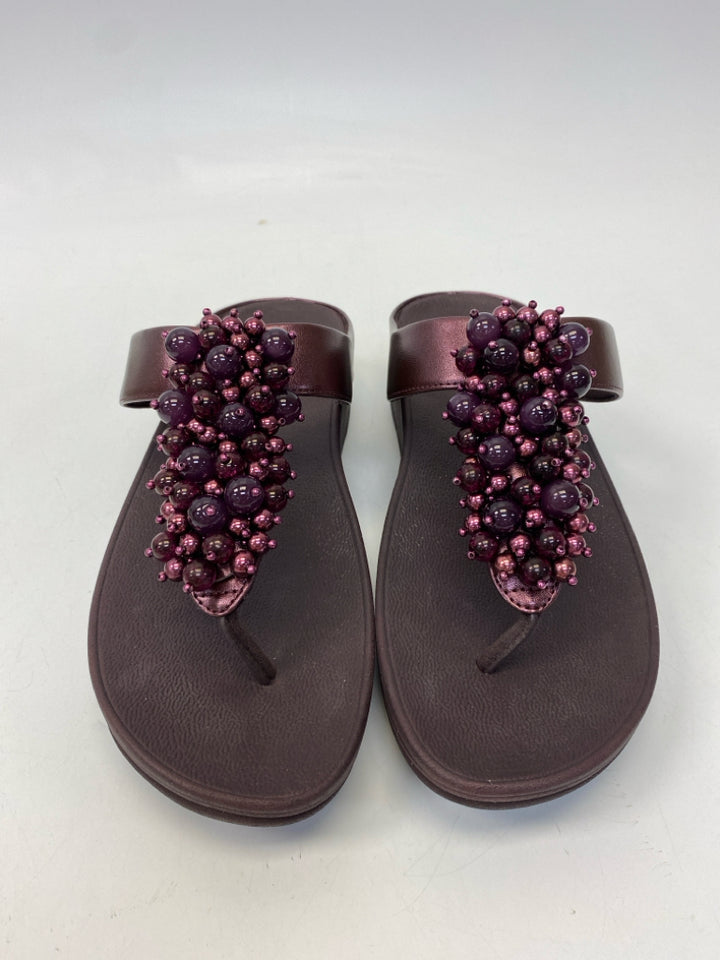 NWT Fit Flop  Size 9 Plum Beaded Sandals