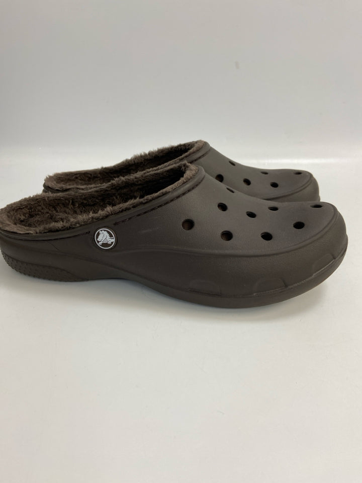 Crocs US Shoe Size 8 Brown Flats