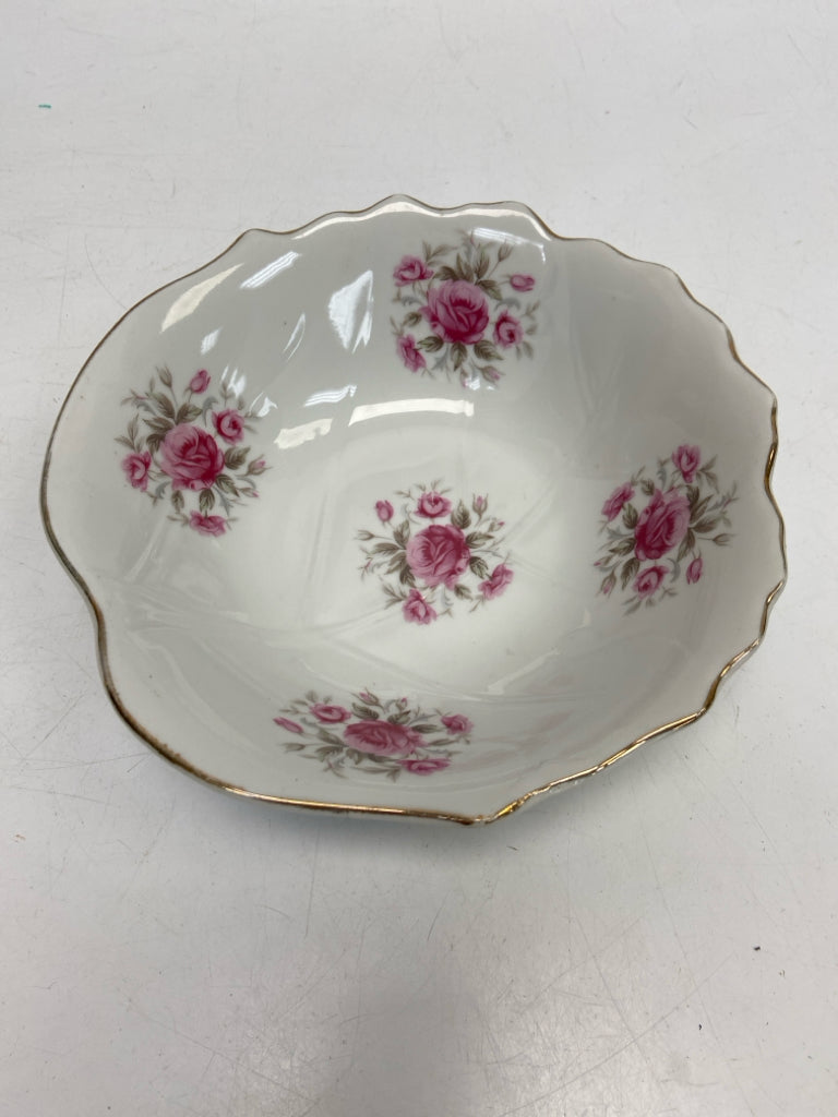 White Pink Roses Bowl(s)