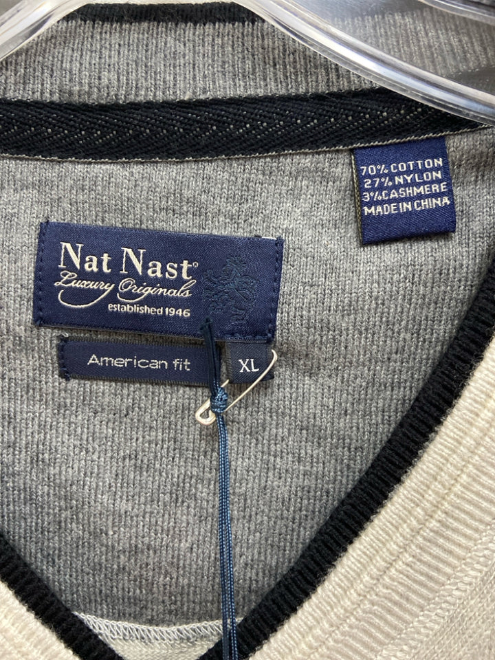 NWT Nat Nast Size XL Pale Gray Black Trimmed Men&