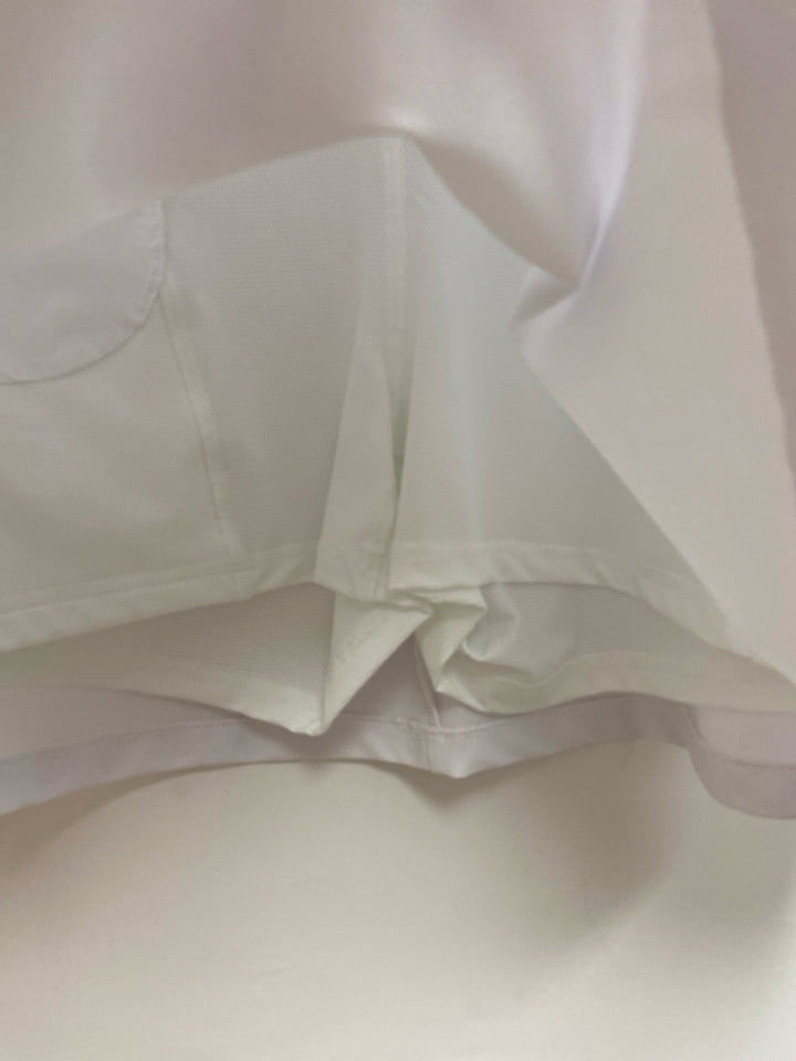 NWT Greg Norman Size XL White Ladies Skort