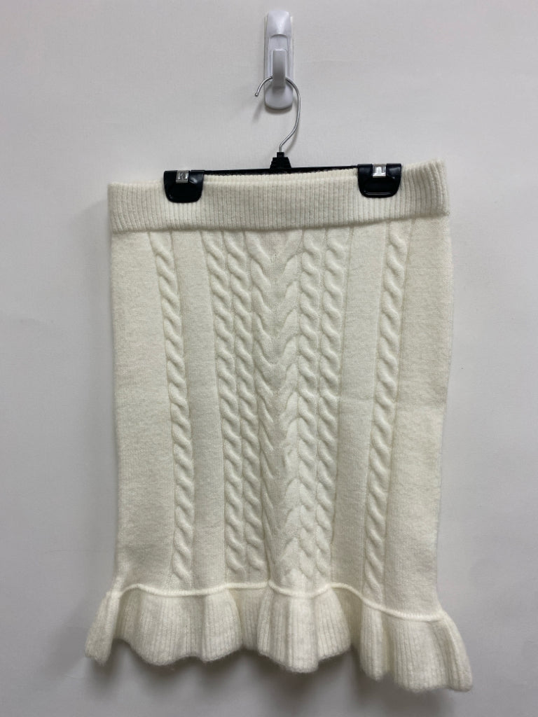 Pink Lily Size M Cream Cable Knit Ladies Skirt
