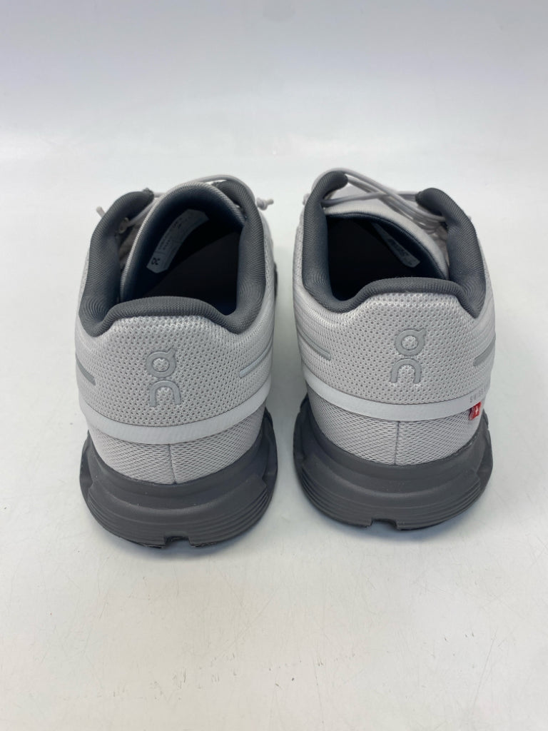 On Cloud Size 9.5 Light Grey Men&