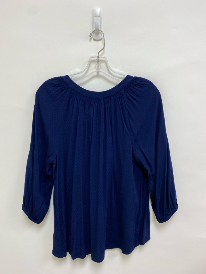 NWT Crown &amp; Ivy Size SP Navy Petite Top