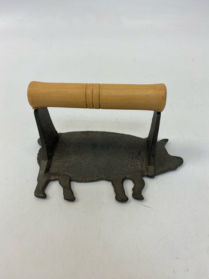 Silver Pig Misc. Kitchen