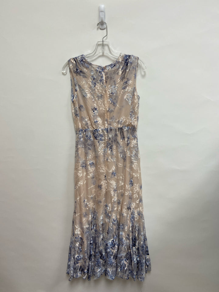 Wht House/Blk Mkt Size 4 Dusty Pink White/Blue Floral Maxi Ladies Dress