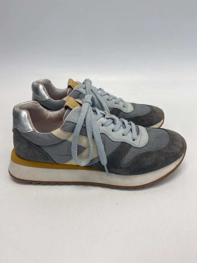Sofft  Size 8 Blue/Gray Lace-up Sneakers