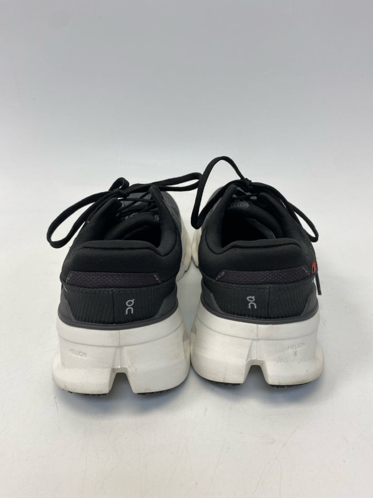 On Cloud  Size 8 Black Gray Lace-up Fabric Sneakers