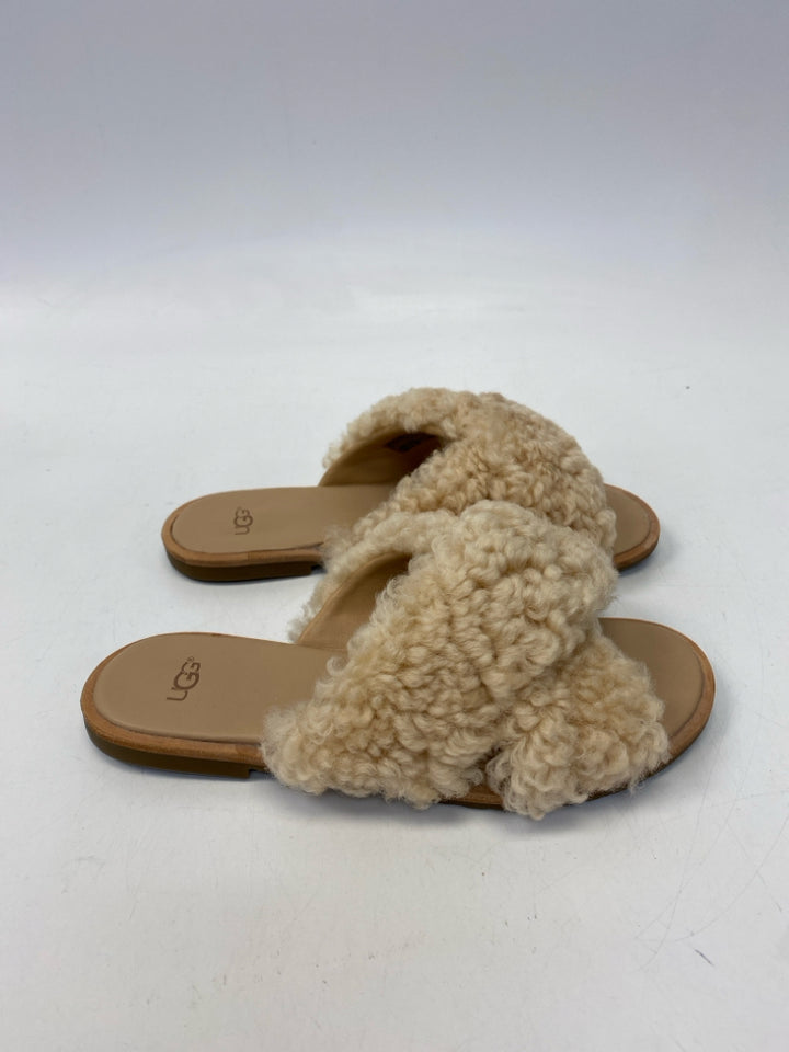 UGG  Size 8 Joni Furry Slide Sandal