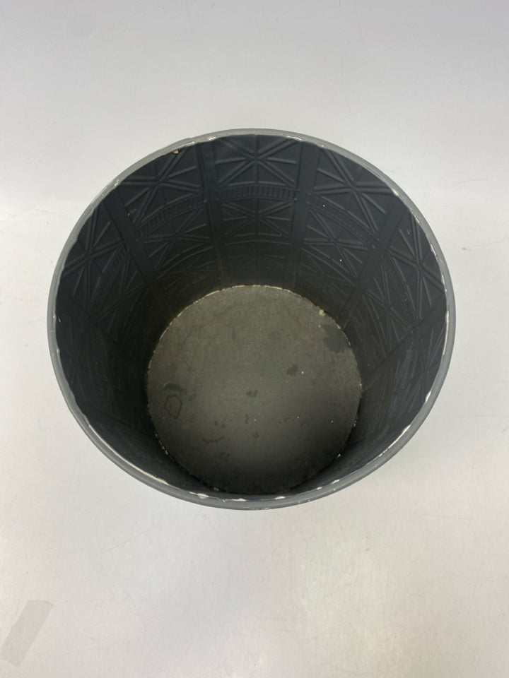 Gray White Geometric Metal Planter