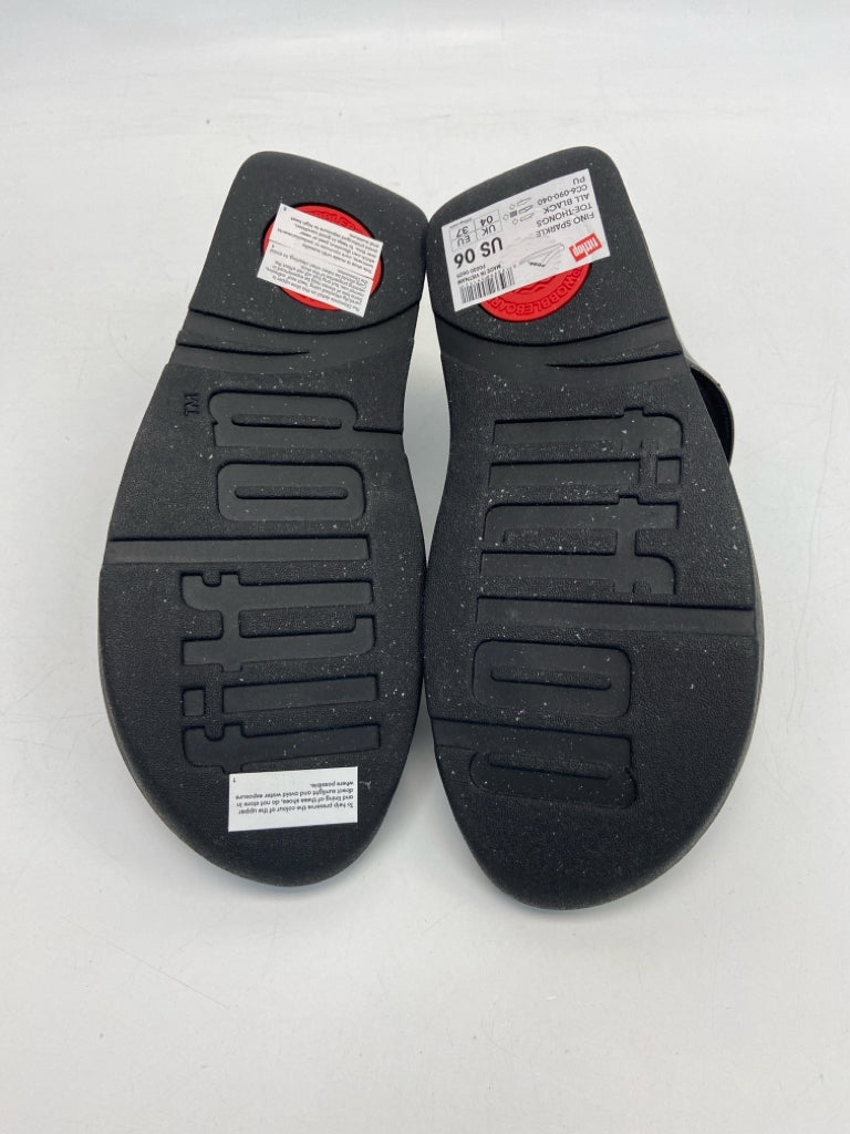 NWOT Fit Flop  Size 6 Black Rhinestone(s) Sandals