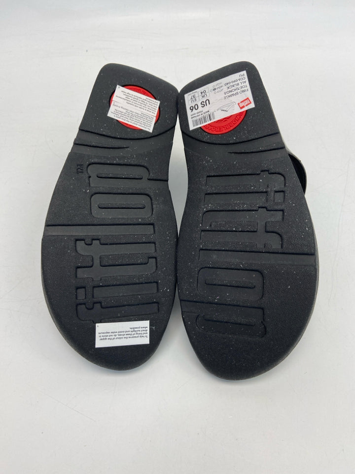 NWOT Fit Flop  Size 6 Black Rhinestone(s) Sandals