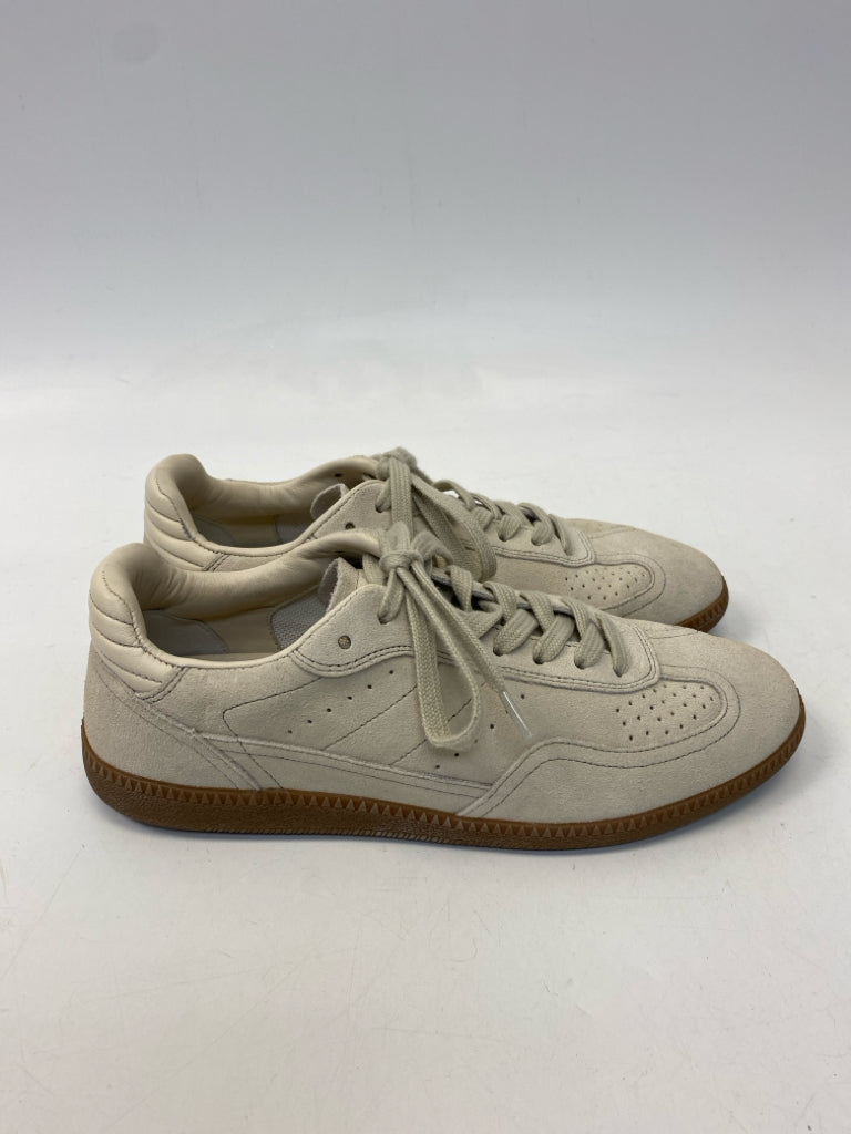 Quince  Size 8 Cream Sneakers